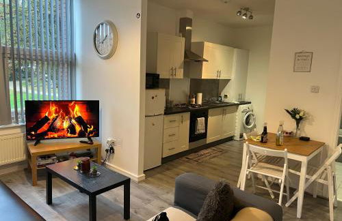 2 Bedroom Flat Ground Floor in Town Center Wellingborough - Photo 8