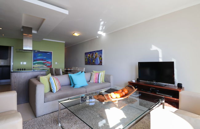 Camps Bay One Bedroom Apartment - Luxury Stay With sea View! - Photo 7