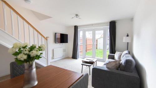 Fantastic House - Near Kempston Town Centre - Foto 3