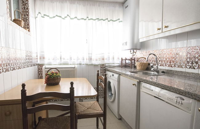 Centro Cordoba Apartamentos Levante - Photo 10