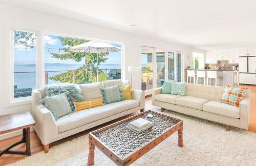 Quintessential Seattle Water Views w HotTub - Foto 1