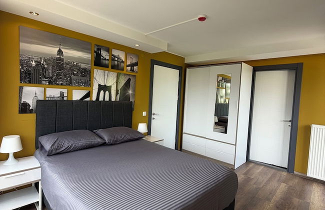 Deluxe Beach Residence - Photo 10