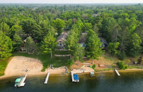 Luxe Waterfront Home with Private Lake Access! - Foto 42