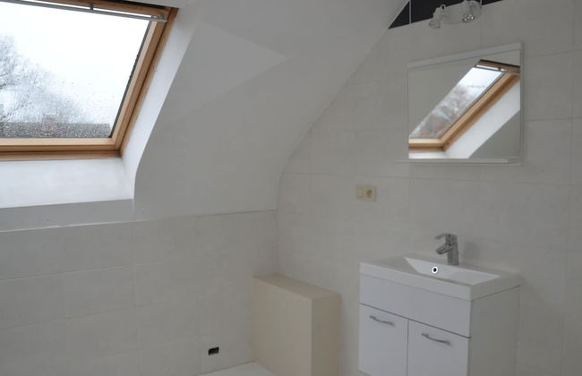 Apartment in Antwerp Near Verbeke Museum - Photo 15