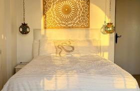 Beachfront Apartment Sabinillas - Photo 2