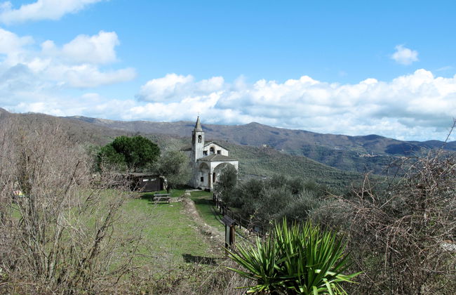 5 bedroom House in Prelà with private pool and garden - Photo 43