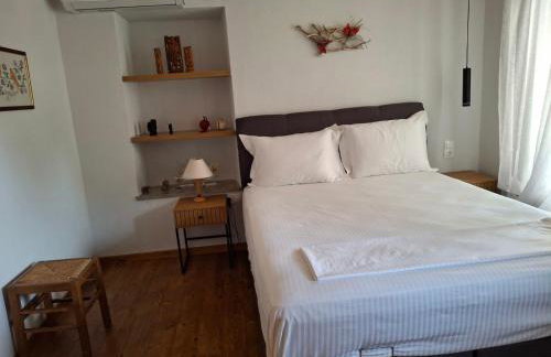 Trikeri Inn - Photo 25