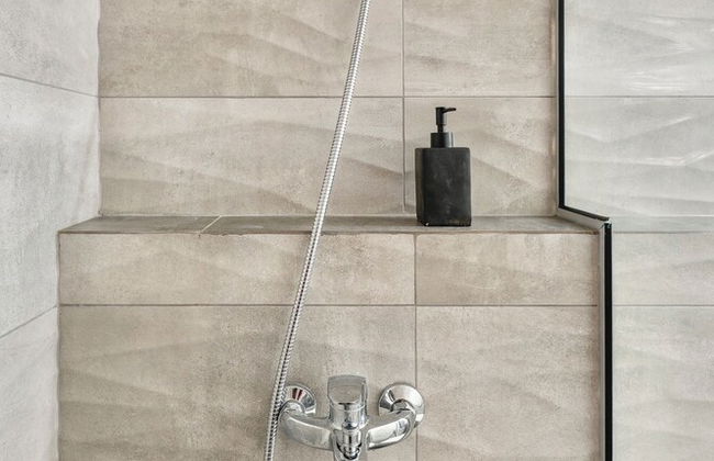 Premium Jacuzzi Suite at the City Center - Foto 16