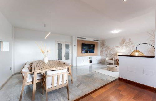 Exclusive Villa with Sea View Near Center - Foto 6