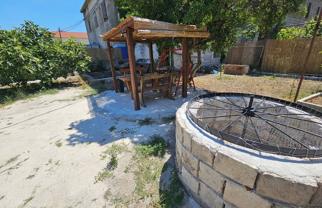 Apartment Antonio, on the Seafront With Garden - Foto 31