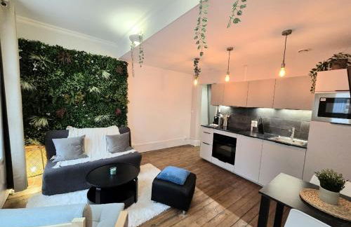 Bienvenue dans la Jungle - Foto 1