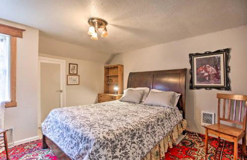 Remote Escape Riverside Home with Scenic Views - Photo 19