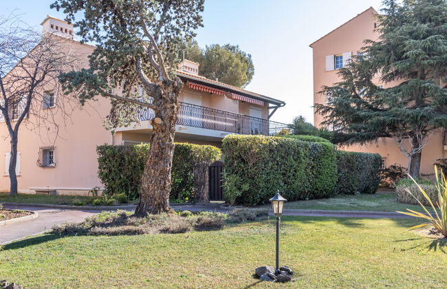 1 bedroom Apartment in Carqueiranne with garden - Photo 15