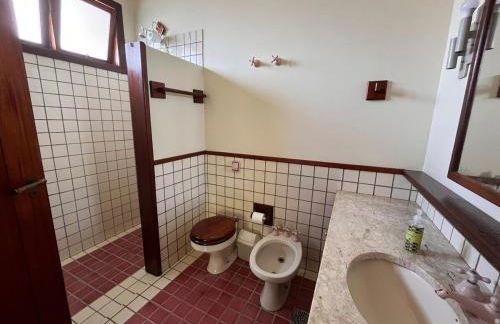 Spacious house with pool - 100m from the sea in Guaecá - Foto 23