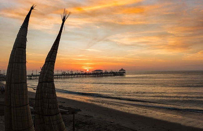 Tour por Chan Chan y el Balneario de Huanchaco - Foto 3