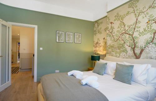 Designer Wandsworth flat -Hot Tub, PS5, Pool Table - Foto 2