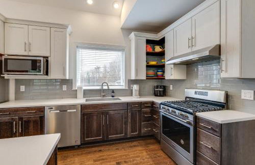 Hot Tub and Yard Temptation Stays Home in Roanoke - Foto 8