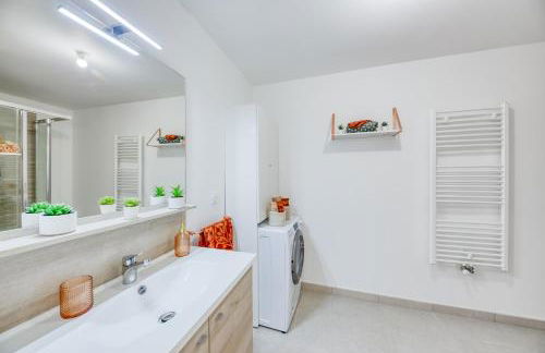 Massy Serenity - 64m2, Terrace, Balcony, Parking - Foto 8