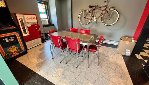 Cool, Retro Getaway in Heart of Downtown - Foto 2