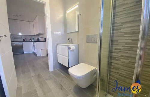 Green Hills Getaway Apart with Pools & Spa EB7 - Foto 12