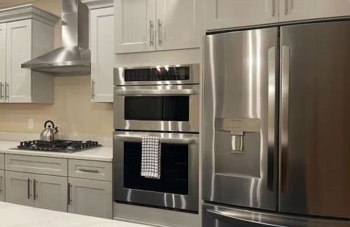 New Home in Falmouth near Beach - Foto 5