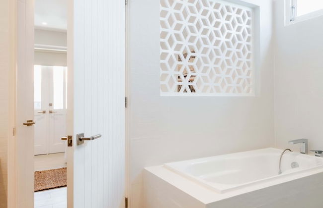 w Phenomenal 1BR w Balcony in Panama - Photo 14