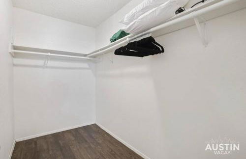 Walk to Everything - Fun Hyde Park Space King Bed - Foto 24