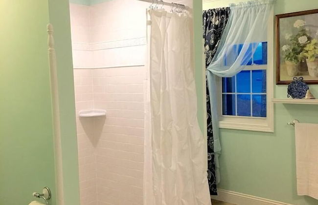 Clamshell By The Sea - Photo 17