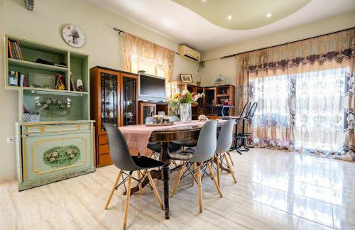 Eretria Panorama Seaview Retreat with Balcony - Photo 8