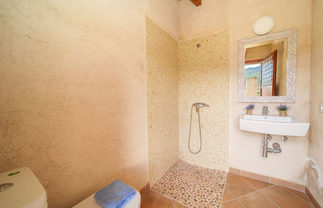 Can Garcia - Photo 14