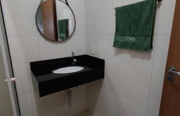 House with easy access to Show Rural - close to BR - Foto 2