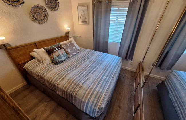 Oceanview Cabin 19 Jacuzzi Large Deck w Seating - Foto 32