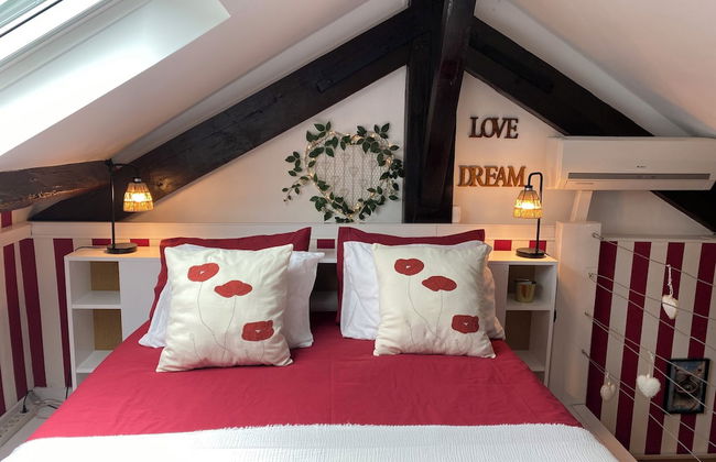 Studios with Mezzanine Rua da Moeda - Foto 36