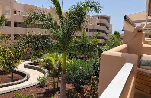 Top Rated Apartment Huge Sunny Terrace Heated Pool Parking Wifi - Foto 6