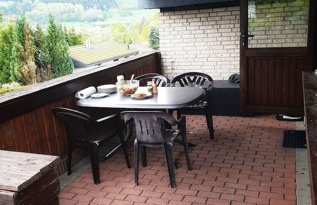 Ruhiger Bungalow am Hennesee mit Terrasse - Photo 8