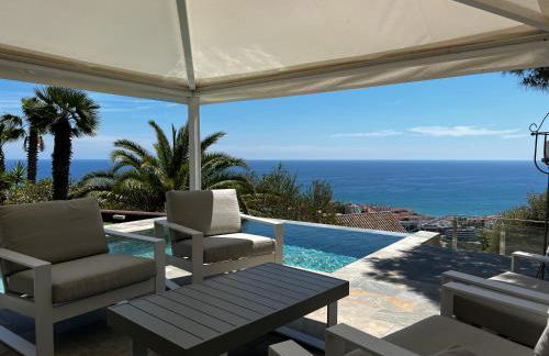 Sitges Spaces Sea View Villa- 6 Bedrooms, 5 bathrooms, 2 private pools, Near center - Foto 42