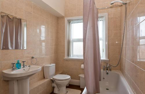 St Peters Court - Photo 16