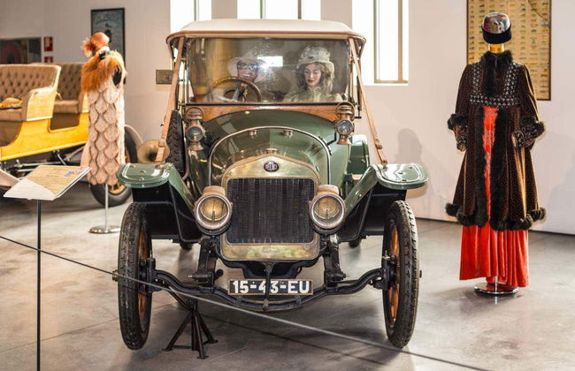 Entrada al Museo del Automóvil y la Moda - Foto 4