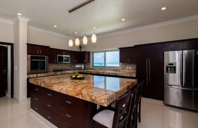 Beachfront Homes by Playa Paradise - Photo 48