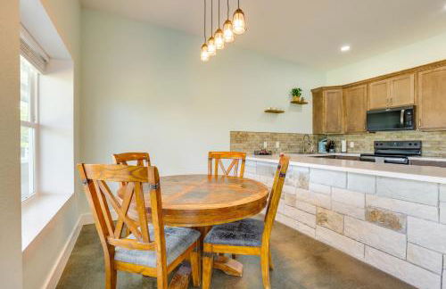 Anglers Paradise Townhome 2 Mi to Matagorda Bay - Foto 2