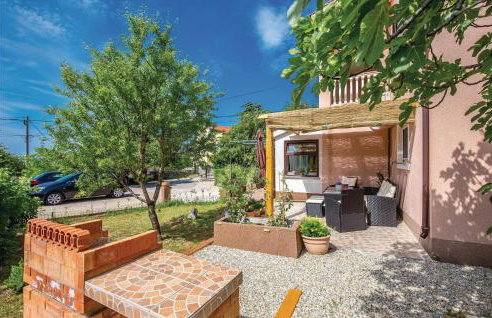 2 Bedroom Awesome Apartment In Krasica - Foto 10