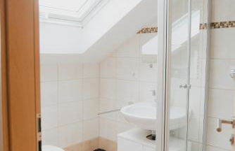 Modernes Penthouse mit Panorama im Herzen von Villingen - Foto 18