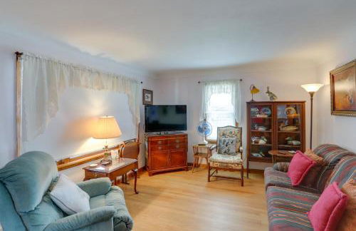 Home with Screened-In Porch Less Than 1 Mi to Lake Erie - Foto 6