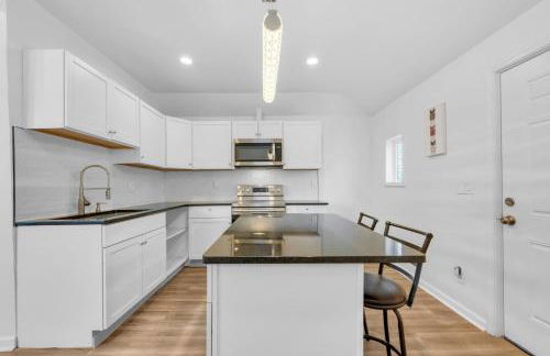 Detroit 3BR in Mexicantown | Sleeps 7 + WiFi - Foto 15