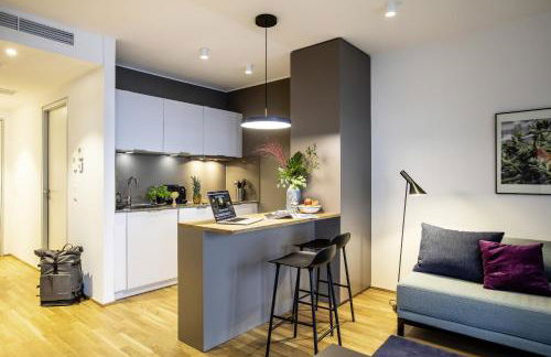 THE FLAG Oskar M. - Foto 11