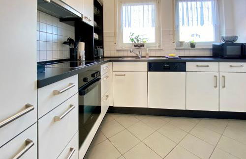 3 Zimmer Apartment in S-Bahn Nähe, 76 qm, max 5 Pers, 30qm Dachterasse, Garage, Internet 1000 MBit - Foto 10