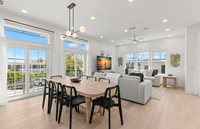 Two Amazing Homes at The Gemma - Foto 44