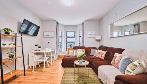 Port Central Apt with Terrace - Golf Terrace 1 - Foto 2