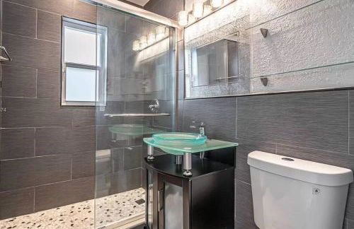 Private Luxe Pool Club Heated Spa - Foto 22