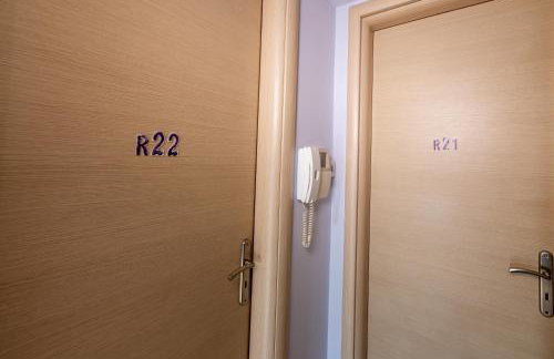 A&J Apartments or Rooms athens airport - Foto 128